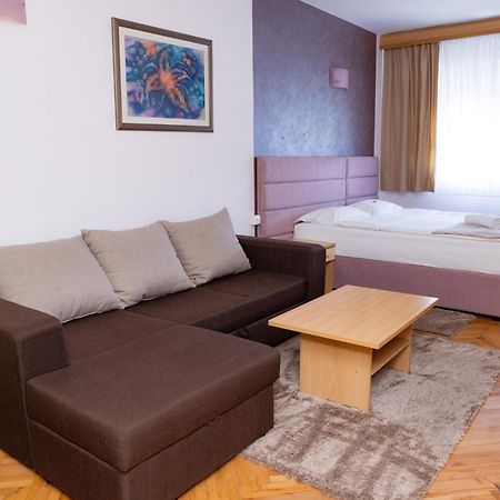 Motel New Sanatron Bosanski Novi Zewnętrze zdjęcie
