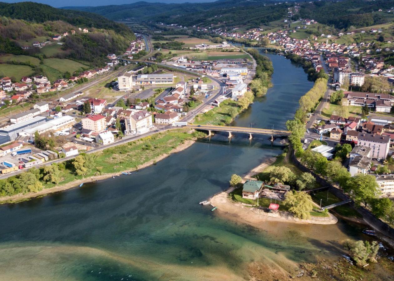 Motel New Sanatron Bosanski Novi Zewnętrze zdjęcie