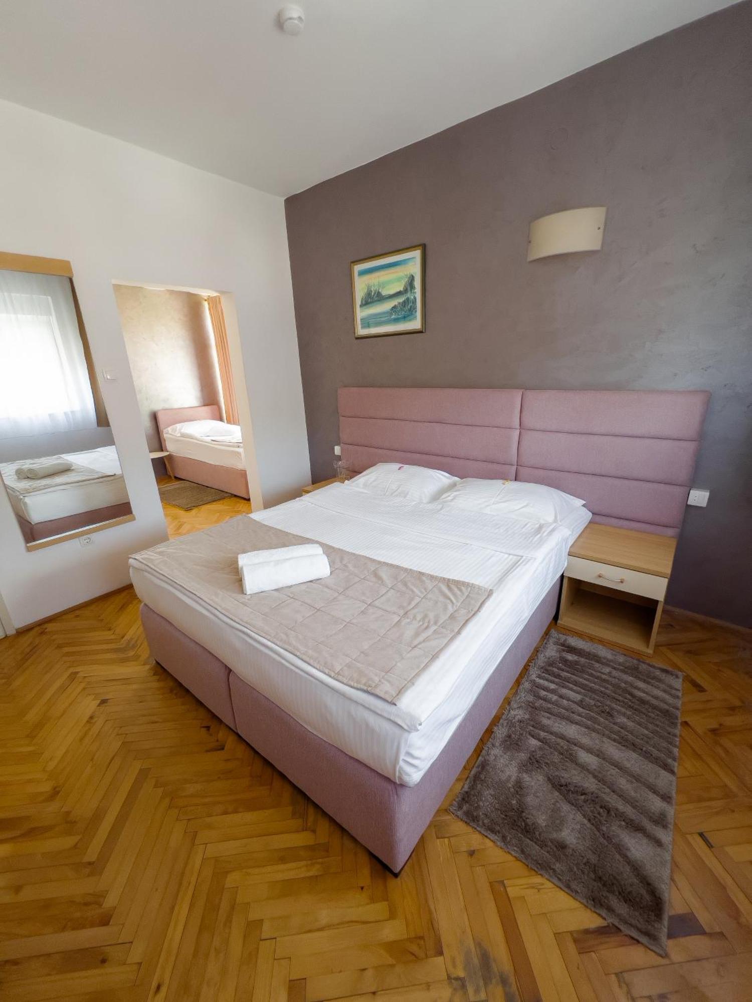 Motel New Sanatron Bosanski Novi Zewnętrze zdjęcie