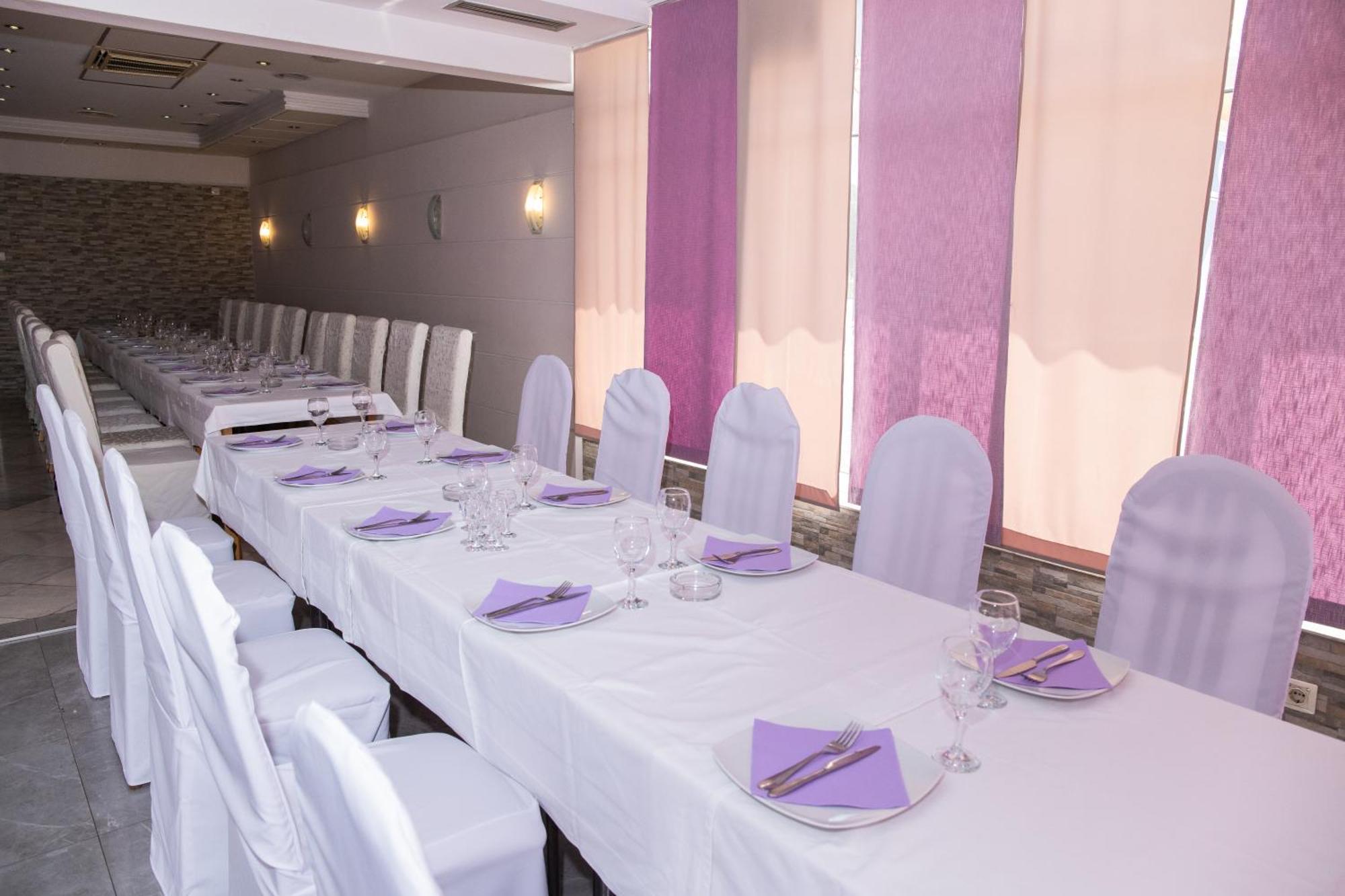 Motel New Sanatron Bosanski Novi Zewnętrze zdjęcie