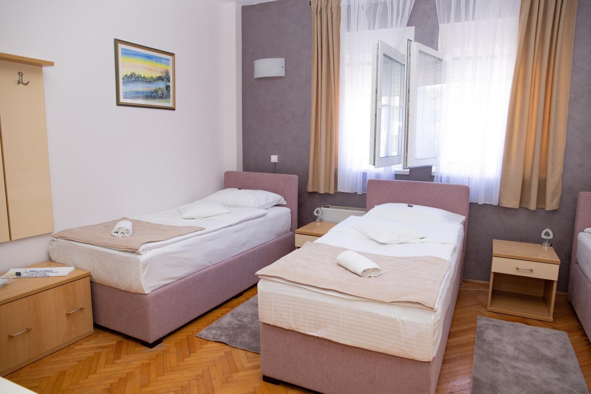 Motel New Sanatron Bosanski Novi Zewnętrze zdjęcie