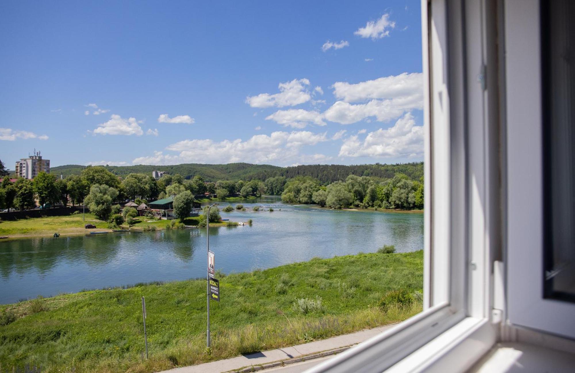 Motel New Sanatron Bosanski Novi Zewnętrze zdjęcie